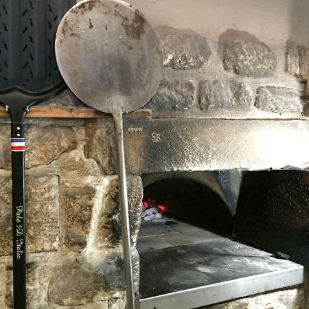 La Flambee Otel Bonnieux Dış mekan fotoğraf